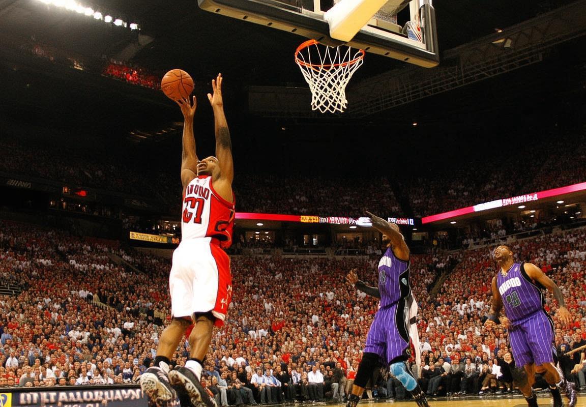 2008年NBA季后赛：猛龙对魔术精彩对决回顾与战术分析